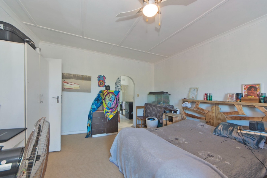 8 Bedroom Property for Sale in Hunters Home Western Cape